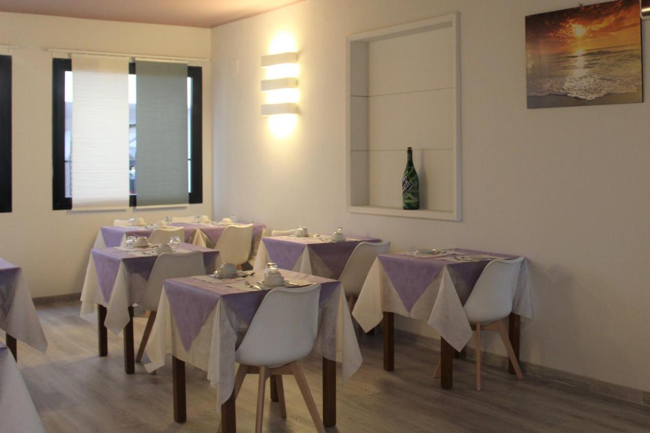 Hotel Adria Nuova Rimini Exterior foto